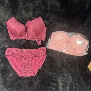 Brand new (2) Elegant Lace Bra and Panty Set -  Pink and burgundy